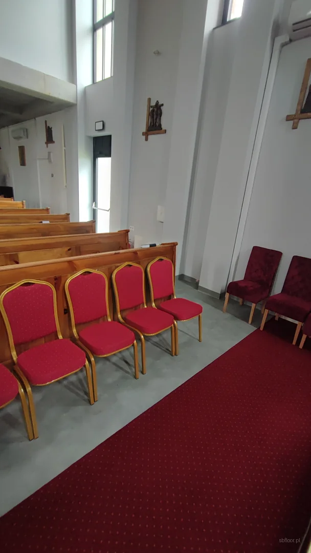 Nietypowa realizacja - 250 m2 wykładziny PCV w kościele